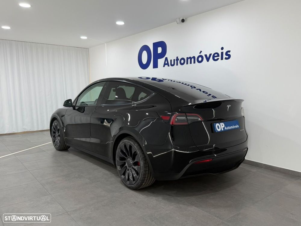 Tesla Model Y 2022 photo 3