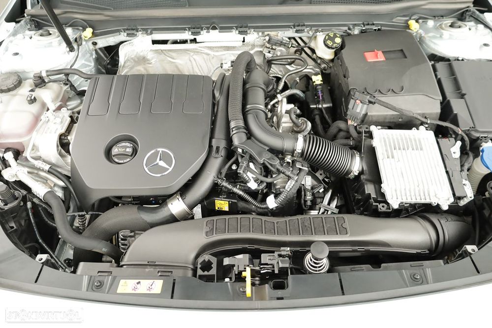 Mercedes-Benz A 200 Standard - 25