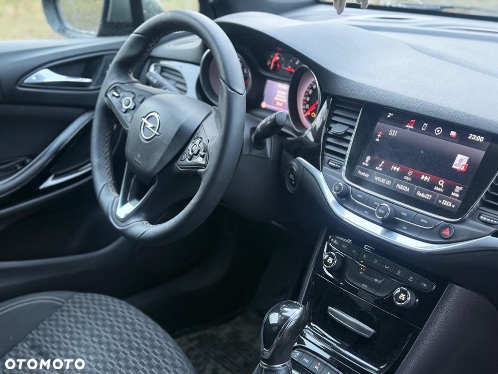 Opel Astra 1.6 CDTI Essentia - 12