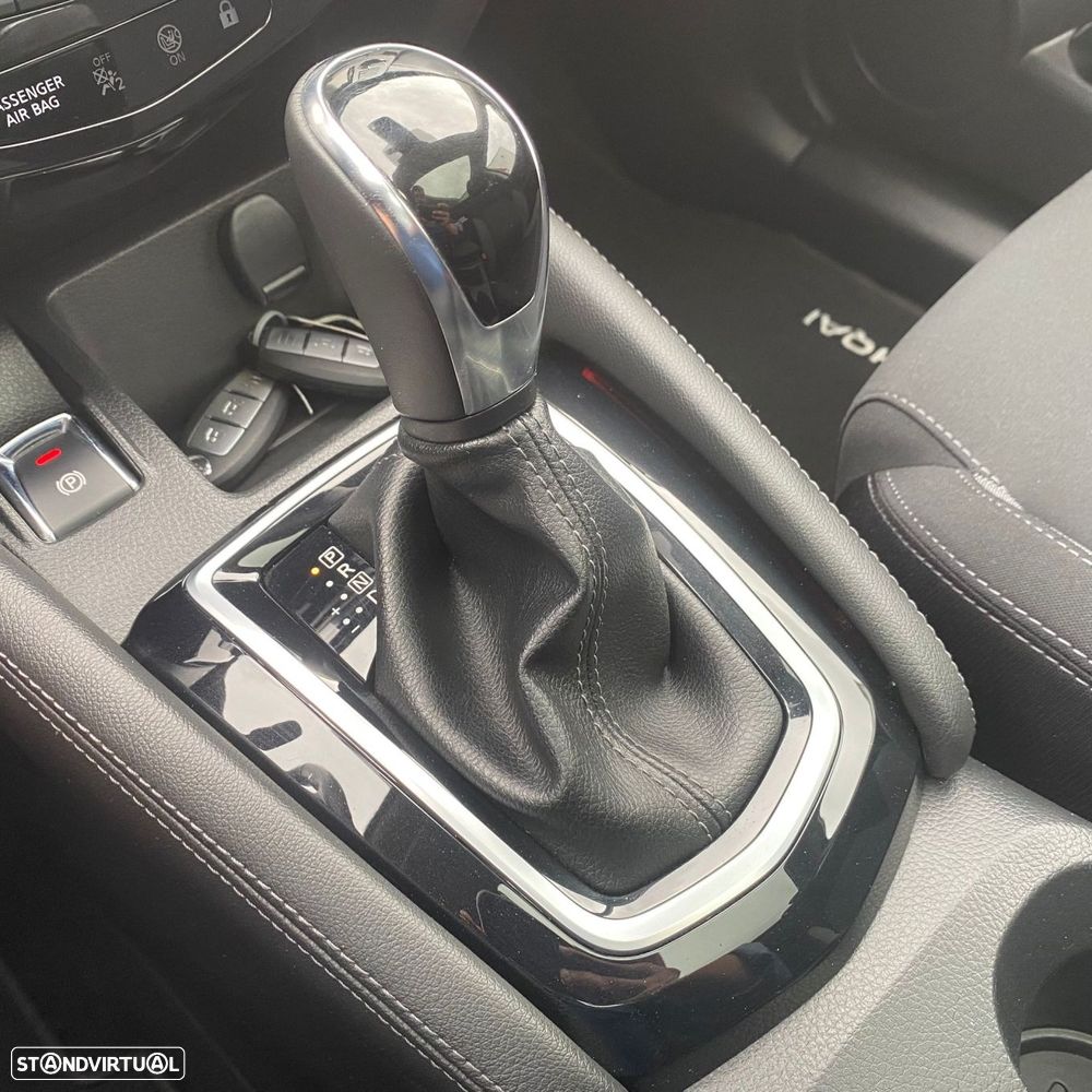 Nissan Qashqai 1.6 dCi N-Connecta Led Xtronic - 8