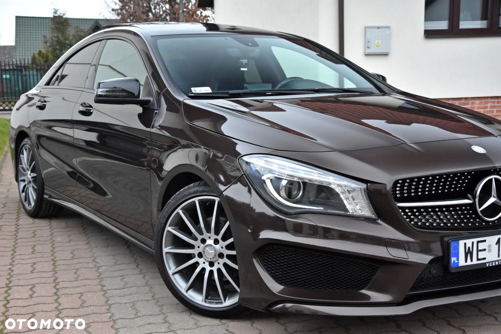 Mercedes-Benz CLA 200 7G-DCT AMG Line - 4