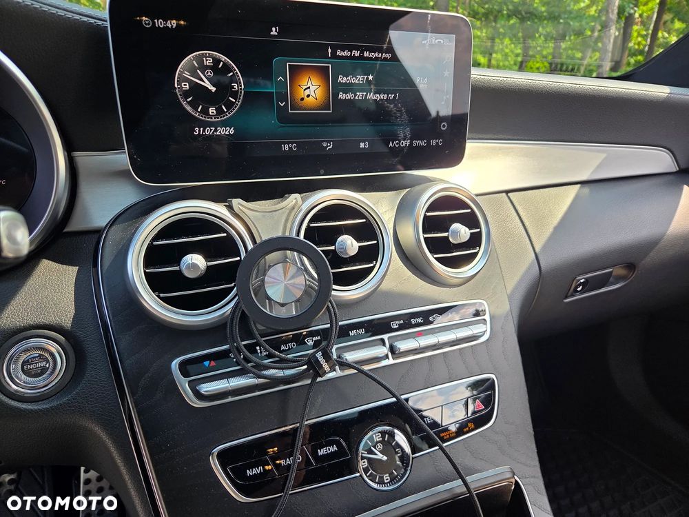 Mercedes-Benz Klasa C 43 AMG 4MATIC - 22