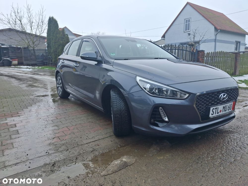 Hyundai i30 1.6 CRDI Intro Edition