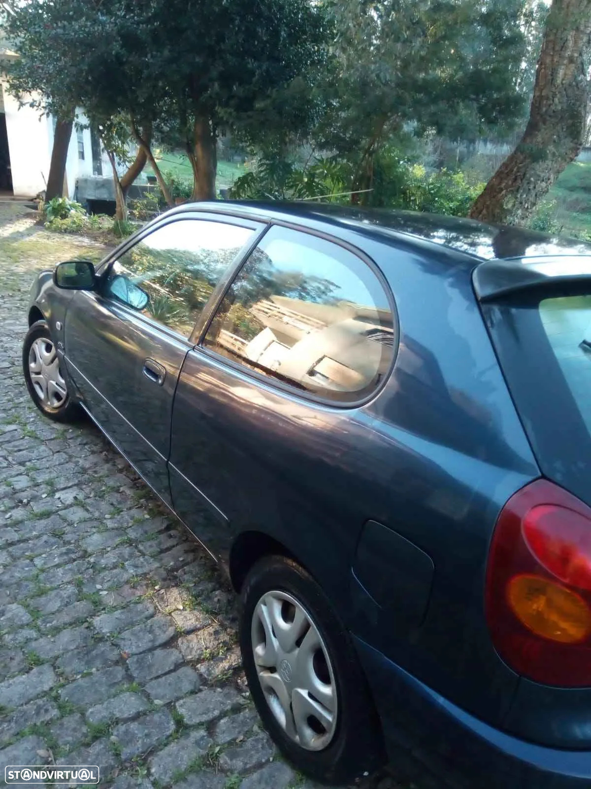 Toyota Corolla 2.0 D-4D Sol - 4