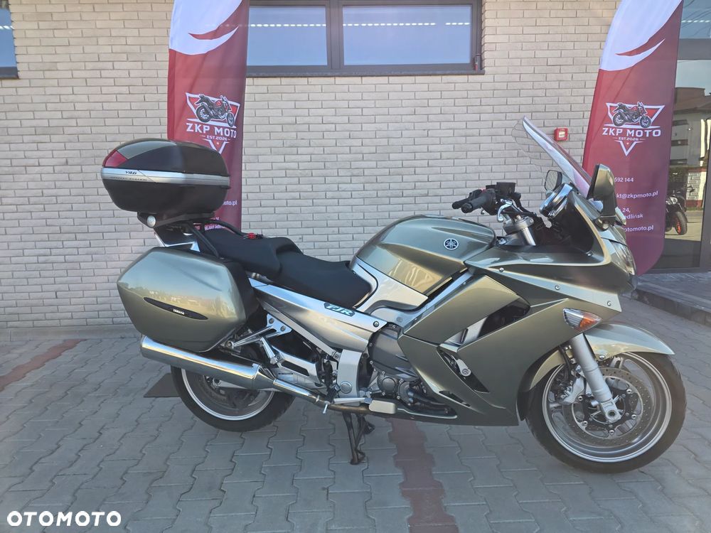 Yamaha FJR - 21
