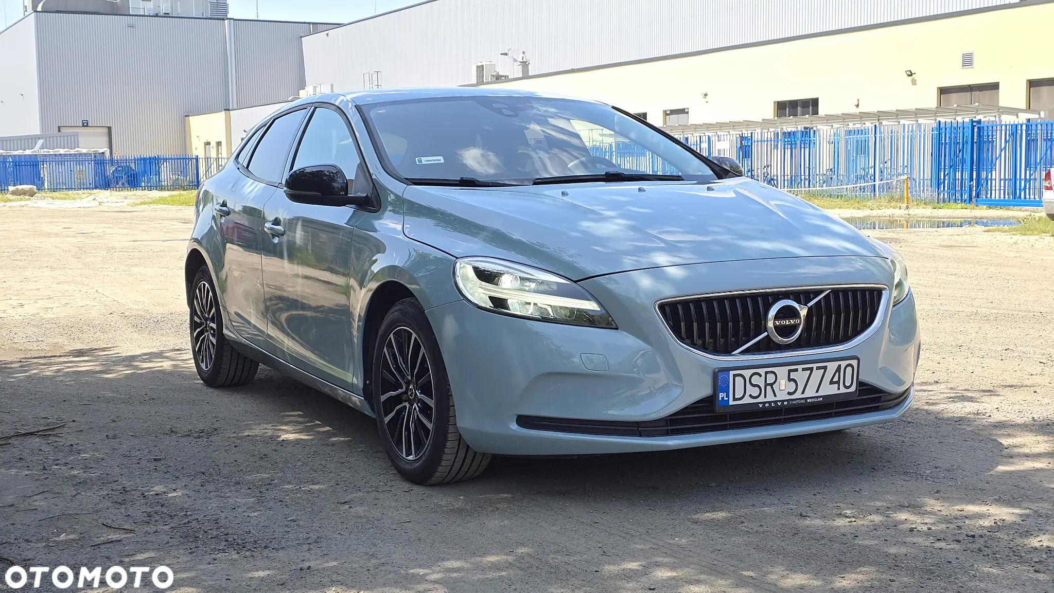 Volvo V40 D2 Drive-E Momentum - 17