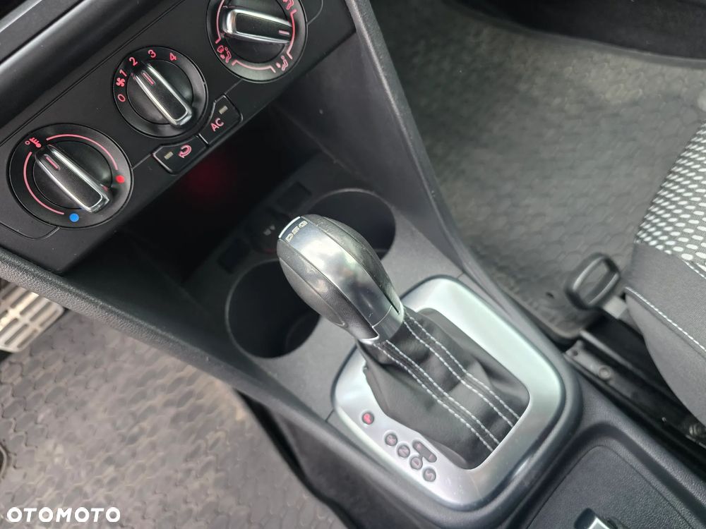 Volkswagen Polo 1.6 TDI DSG Cross - 16