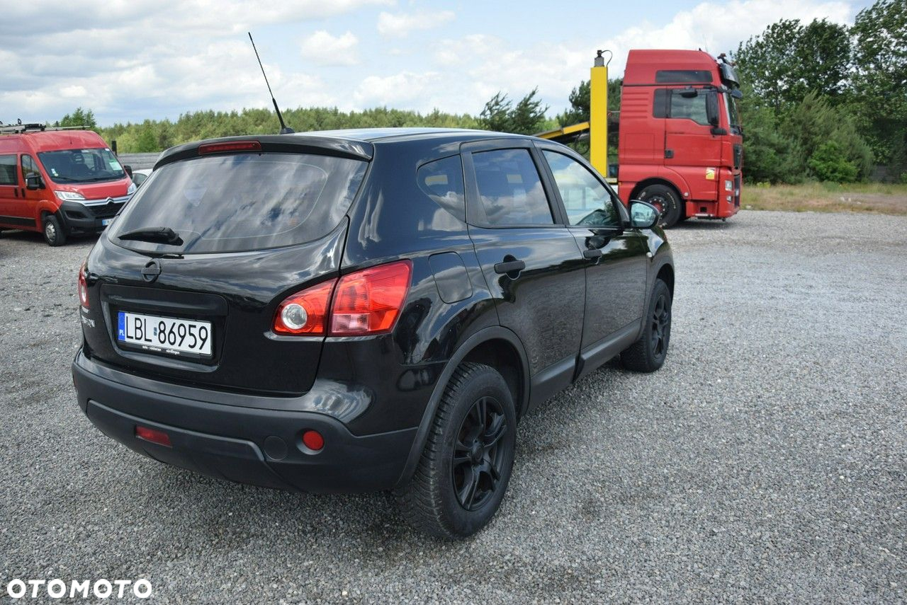 Nissan Qashqai 1.6 visia - 11
