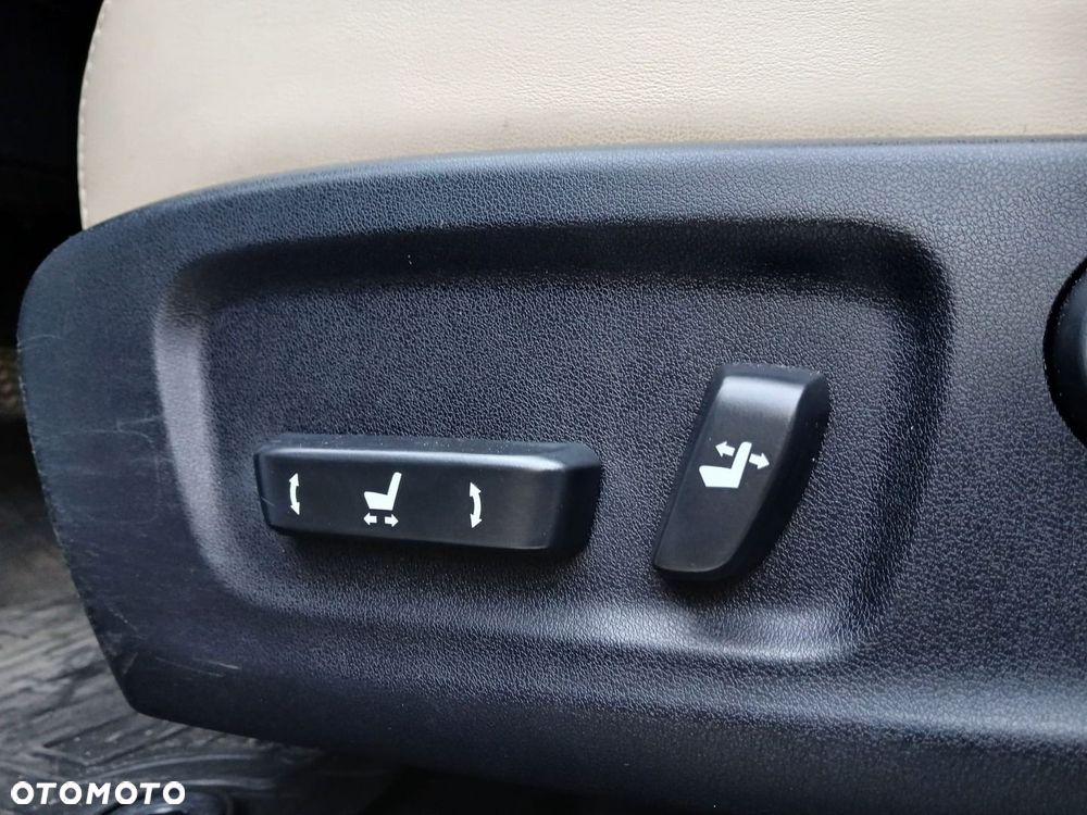 Lexus RX 450h Business Edition - 36