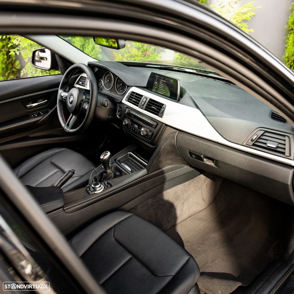 BMW 320 d Sport Line - 9