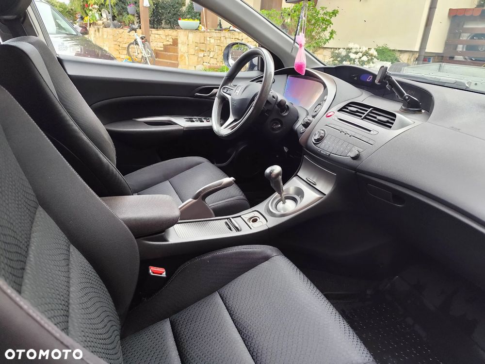 Honda Civic 1.4 i-VTEC - 6