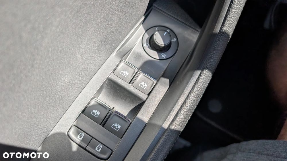 Skoda Superb 2.0 TSI 4x4 L&K DSG - 26