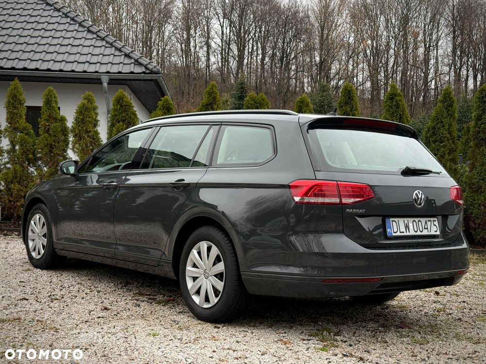 Volkswagen Passat Variant - 23