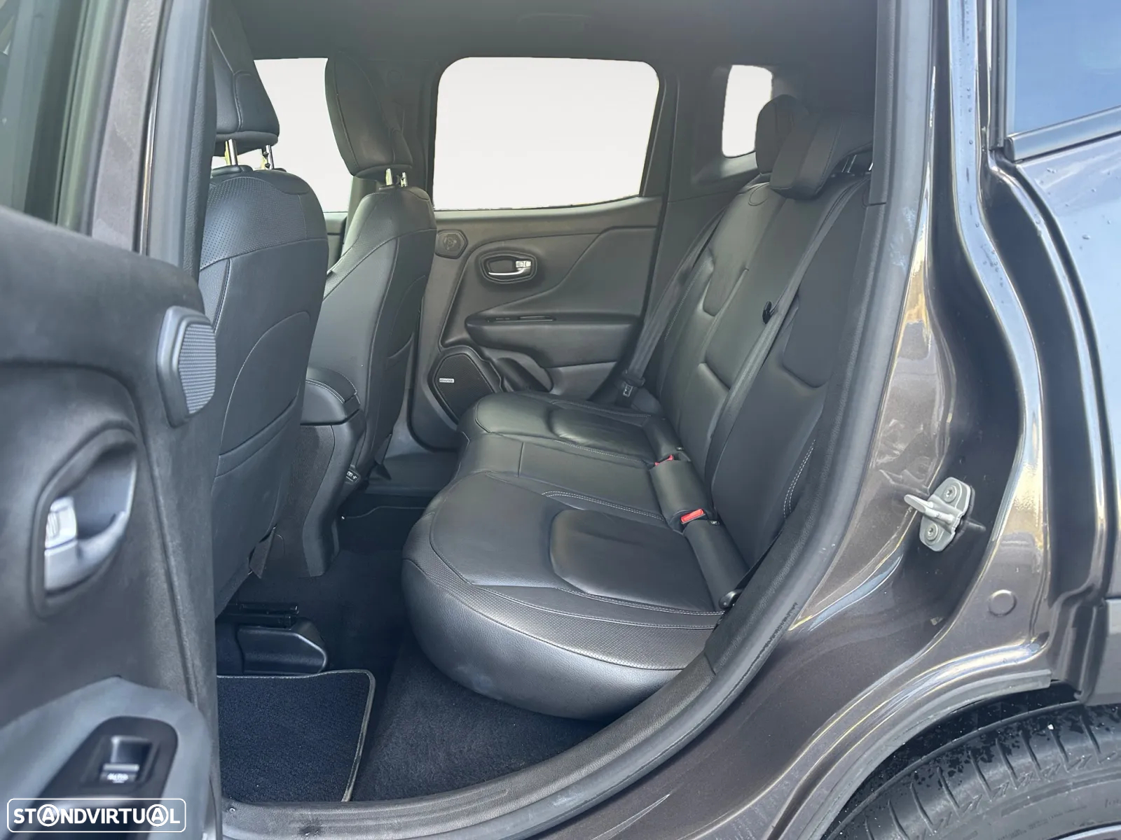 Jeep Renegade 1.0 T 80º Aniversário - 15