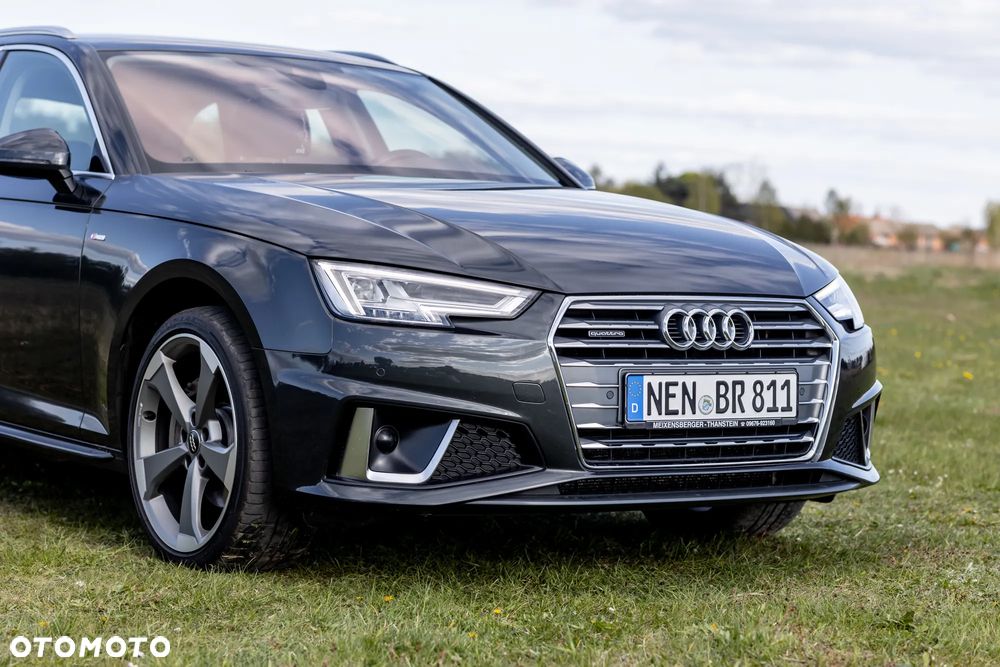 Audi A4 Avant 2.0 TDI DPF clean diesel quattro S tronic S line Sportpaket - 1