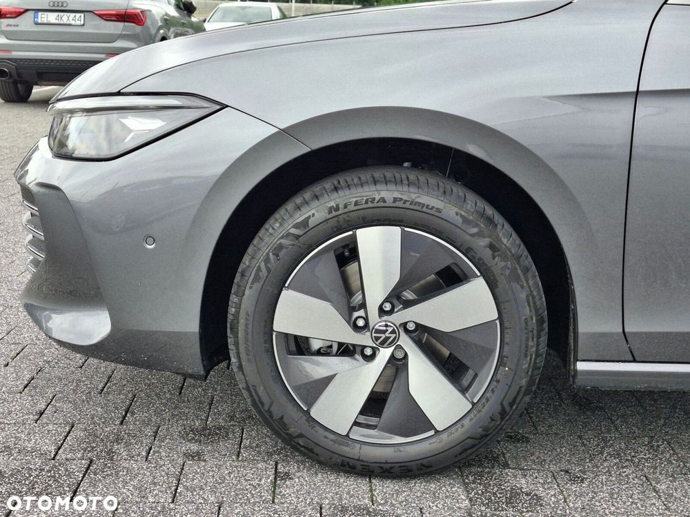 Volkswagen Passat - 6