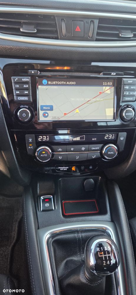 Nissan Qashqai 1.6 DCi Tekna+ - 26