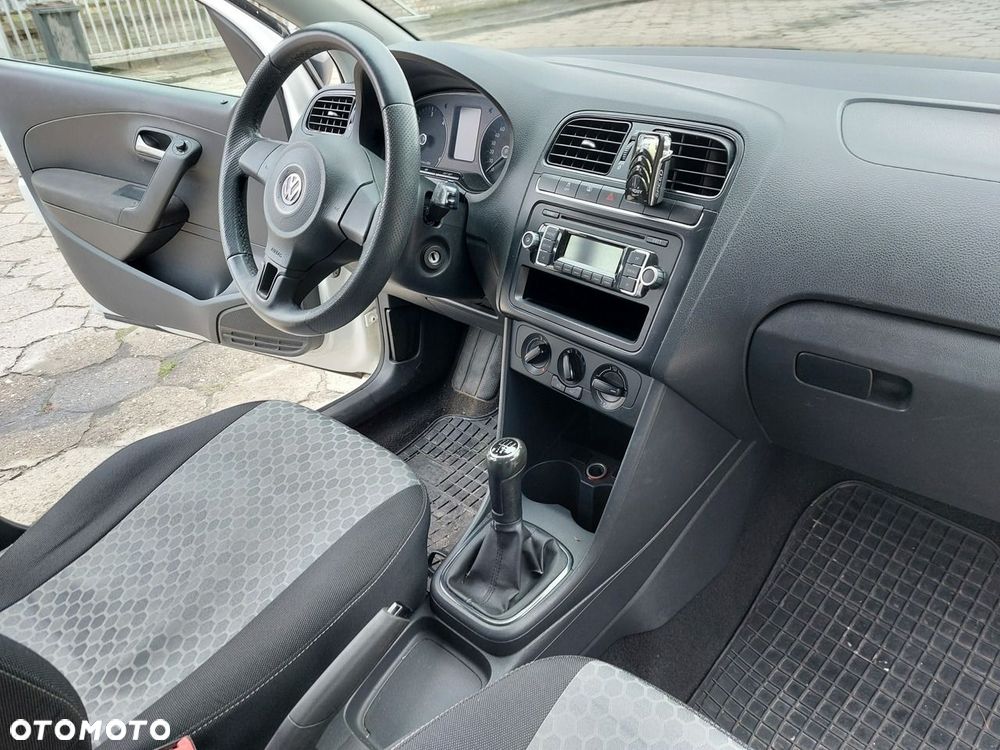 Volkswagen Polo - 15