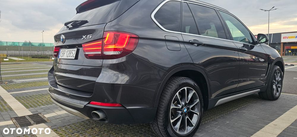 BMW X5 xDrive35i Edition Exclusive - 12