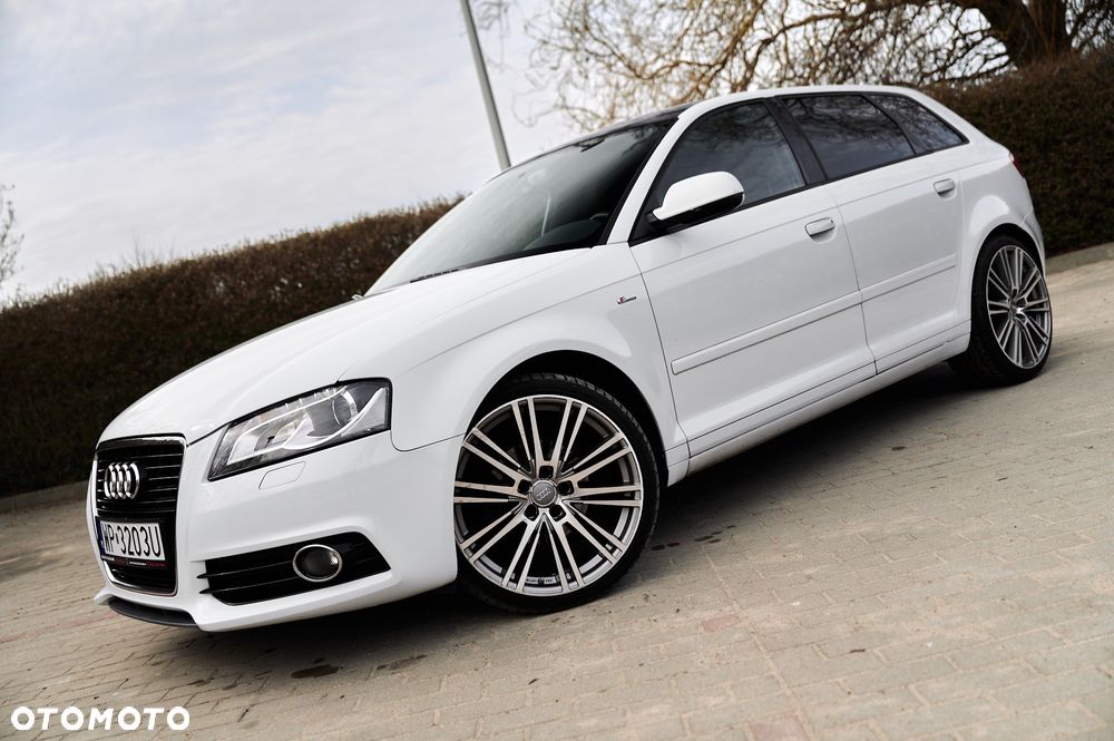 Audi A3 Sportback 1.4 TFSI S line Sportpaket - 4