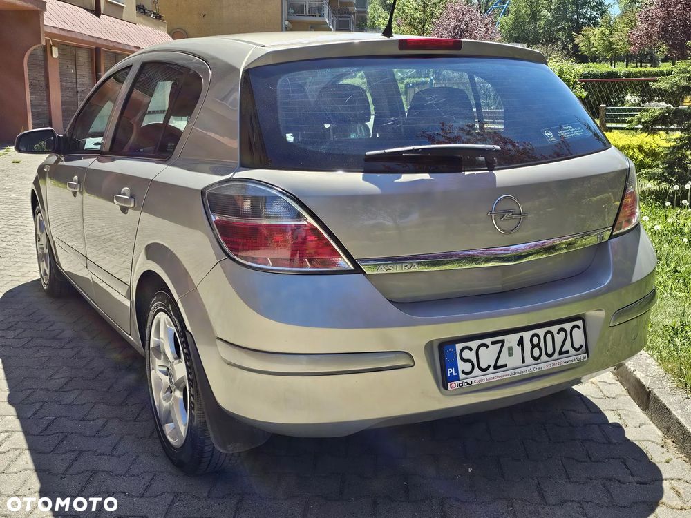 Opel Astra 1.6 Enjoy - 4