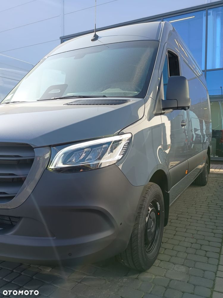 Mercedes-Benz Sprinter 317 Furgon średni - 3