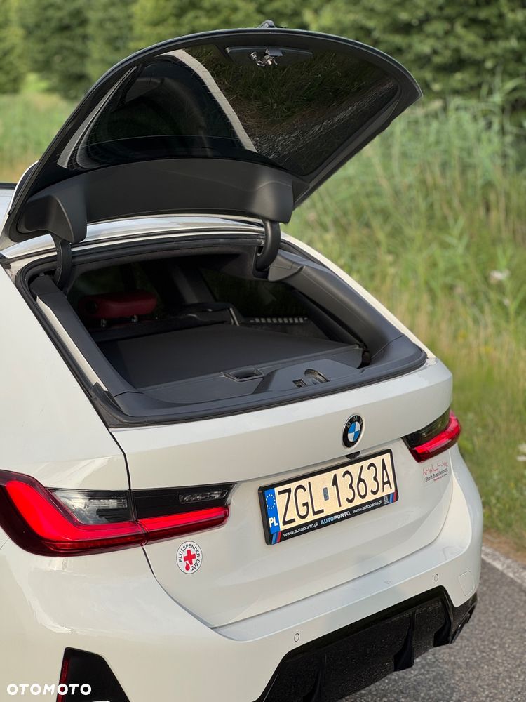 BMW Seria 3 318d MHEV M Sport - 10