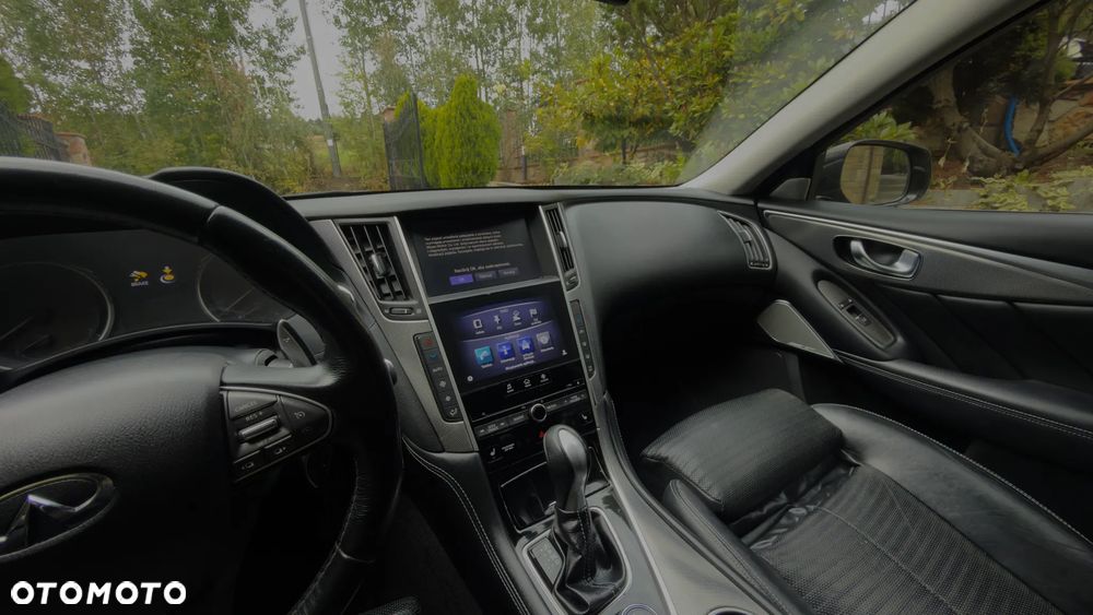 Infiniti Q50 - 11
