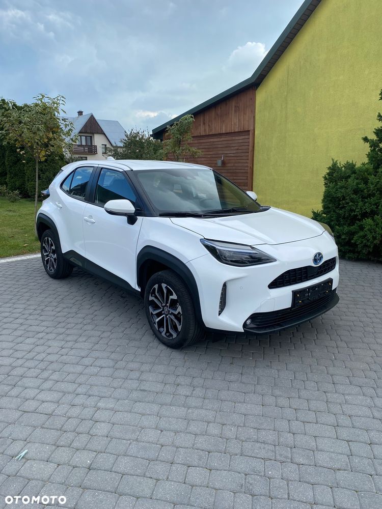 Toyota Yaris Cross Hybrid 1.5 Executive AWD - 2