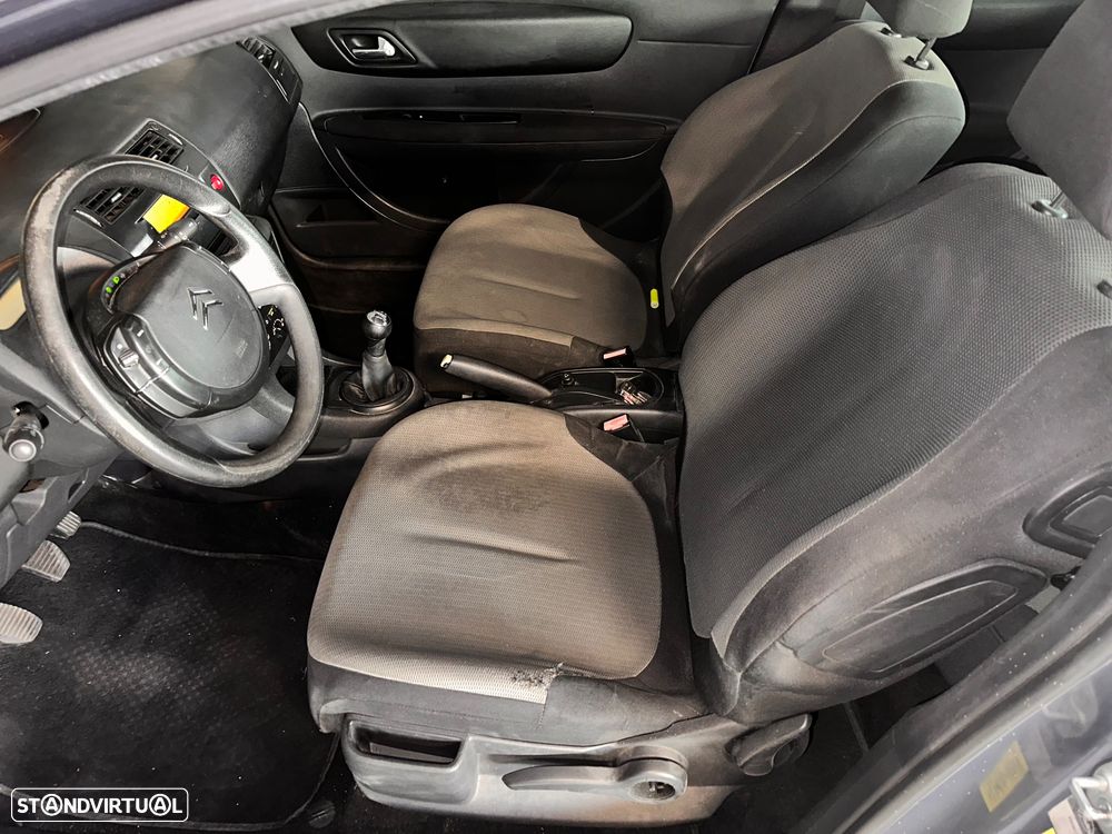 Citroën C4 1.4 16V VTR - 7