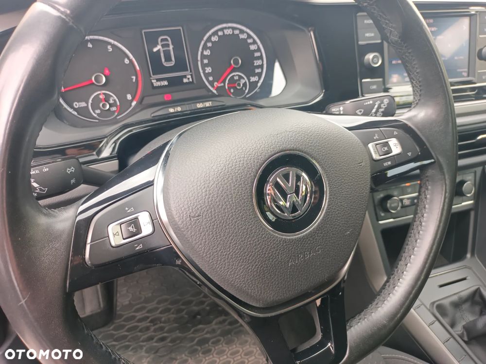 Volkswagen Polo - 10