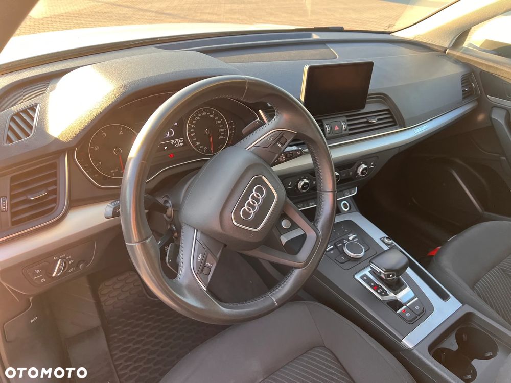 Audi Q5 35 TDI Quattro S tronic - 9