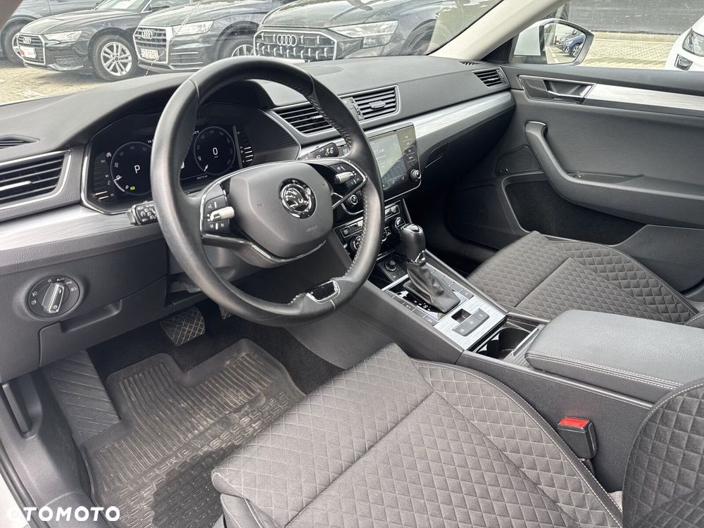 Skoda Superb 2.0 TSI Ambition DSG - 12