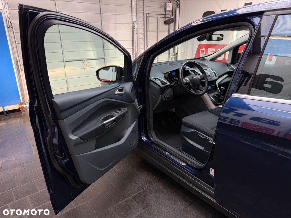 Ford C-MAX - 19