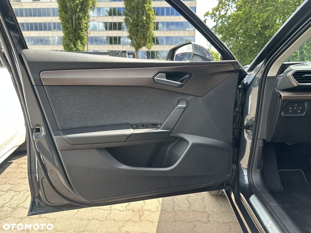 Seat Leon 1.0 eTSI Xcellence DSG - 12