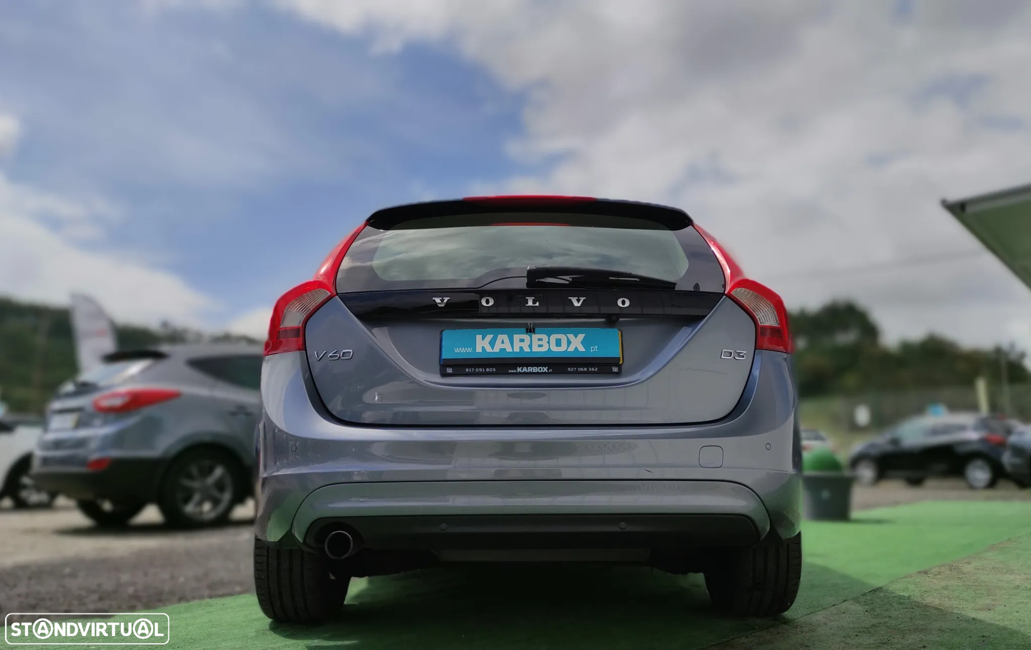 Volvo V60 2.0 D3 Summum Geartronic - 32