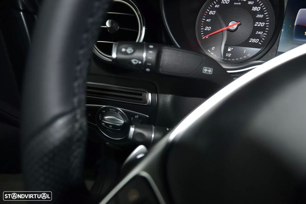 Mercedes-Benz C 250 d 9G-TRONIC AMG Line - 28