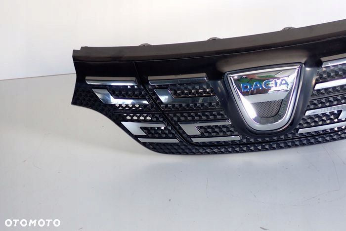 DACIA SPRING 21- atrapa grill - 2