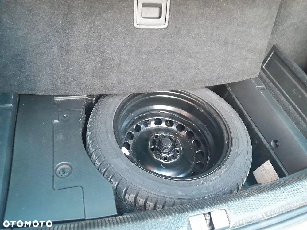 Volkswagen Passat 1.8 TSI Comfortline - 18