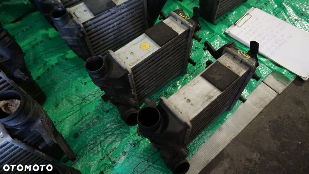 INTERCOOLER CHŁODNICA POWIETRZA AUDI A4 B7 2.0 TDI - 6