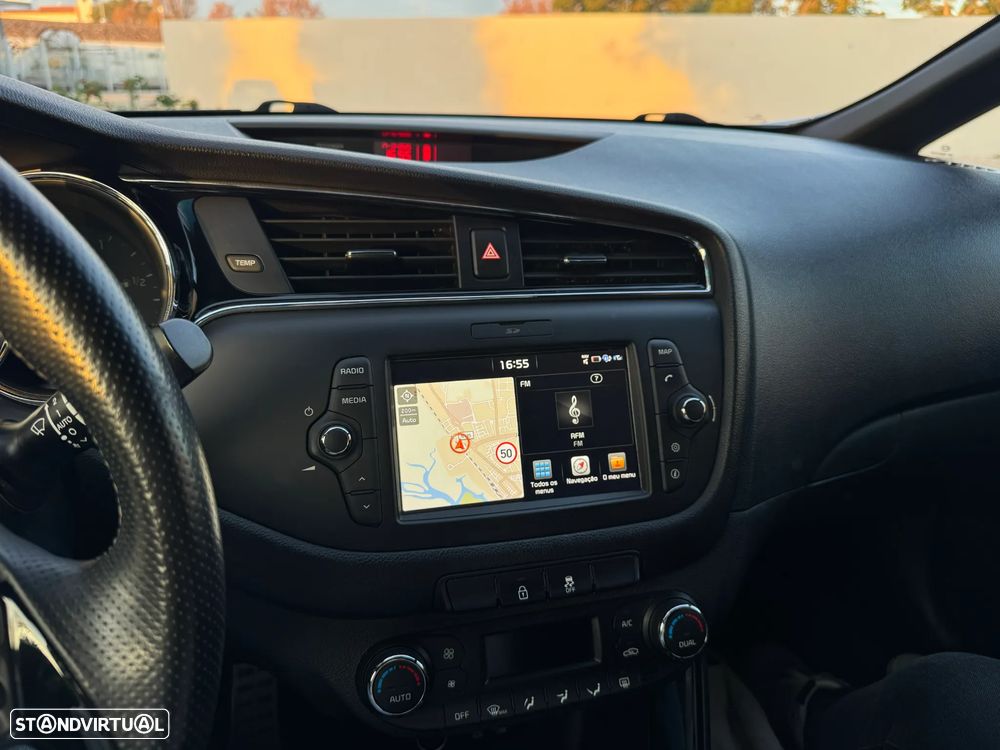 Kia Ceed SW 1.6 CRDi GT Line - 23