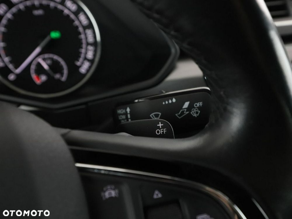Skoda Superb 1.8 TSI DSG Style - 38