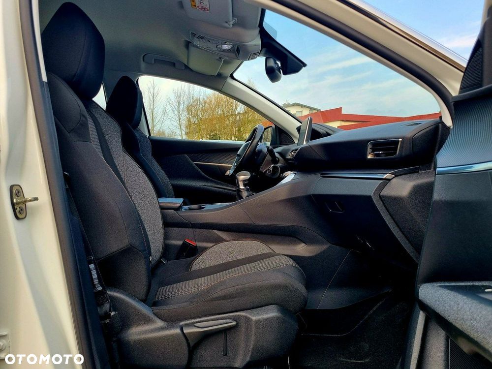 Peugeot 3008 1.2 PureTech Active Pack S&S - 11