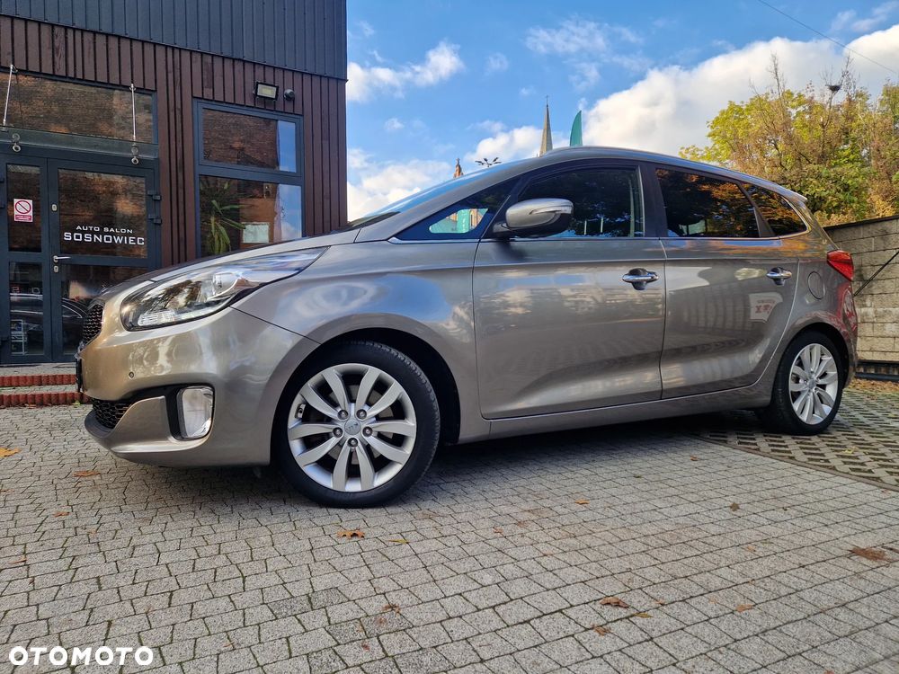 Kia Carens 1.7 CRDi S 7os EU6 - 9