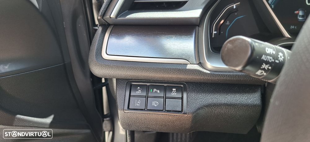 Honda Civic 1.6 i-DTEC Executive - 16