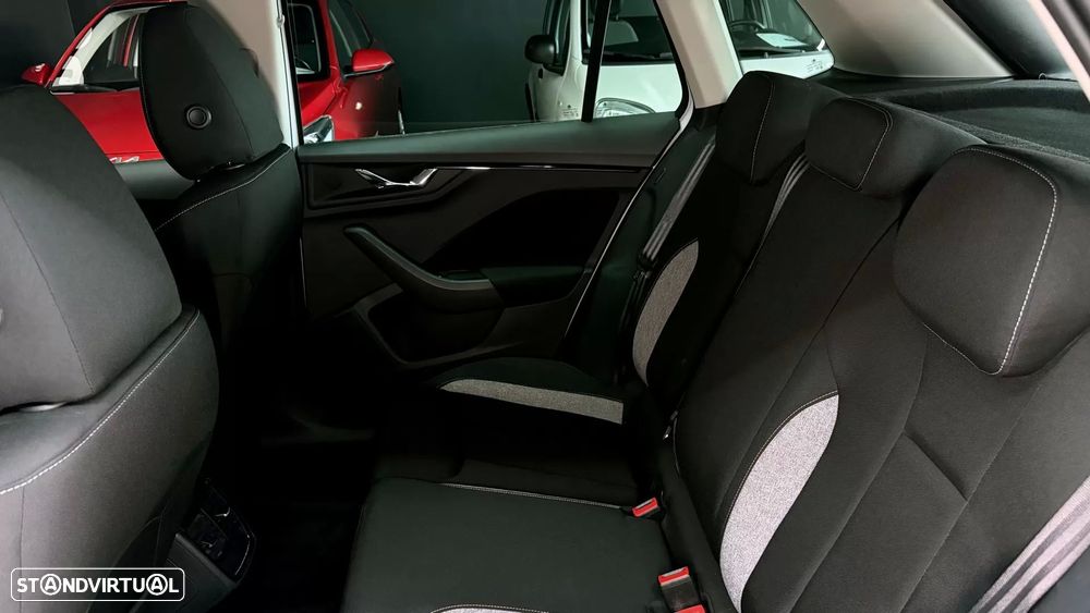 Skoda Kamiq 1.0 TSI Style DSG - 43
