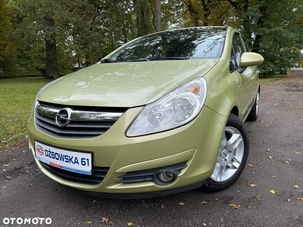 Opel Corsa 1.4 16V Innovation - 2