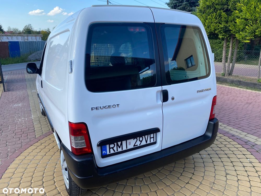 Peugeot PARTNER 1.6HDI NISKI PRZEBIEG 115 zakupiony w salonie w Rzeszowie - 4