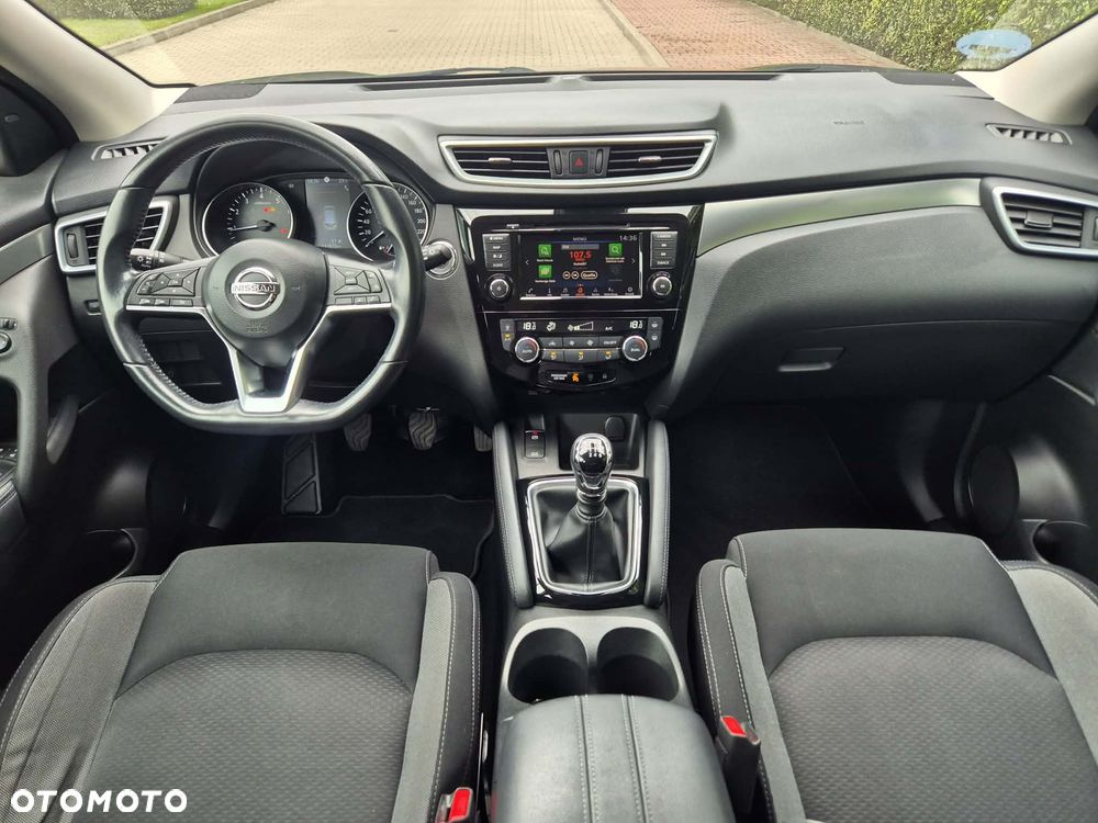 Nissan Qashqai 1.3 DIG-T N-Connecta - 18