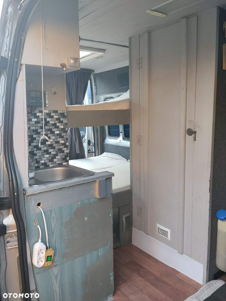 Ford Transit - 4